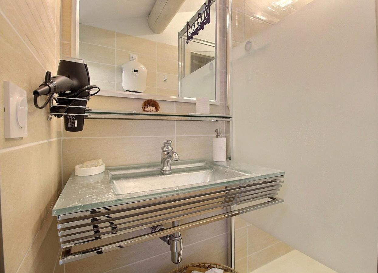 Le Mas Cothy En Provence โรกมอเร ภายนอก รูปภาพ